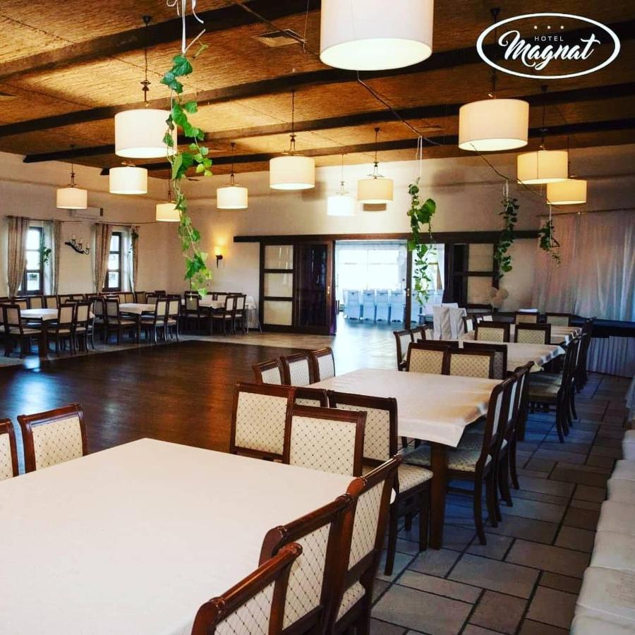 Hotel Magnat Słupca المظهر الخارجي الصورة